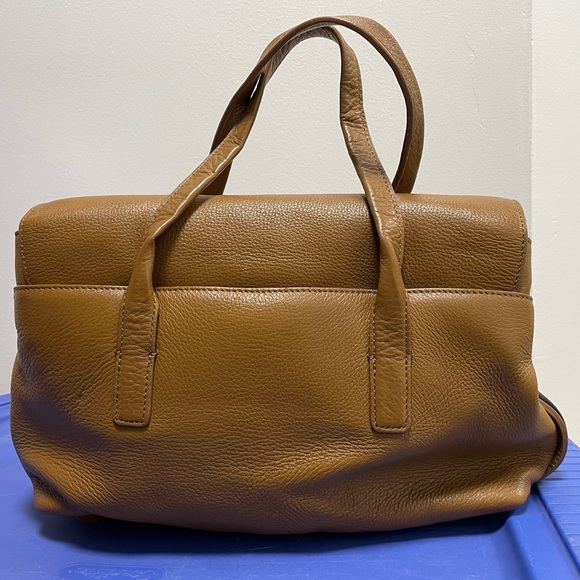 DKNY Brown leather handbag medium size perfect for fall/winter - Picture 2 of 12